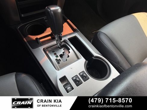 Used 2016 Toyota 4Runner SR5 Premium RWD image 18
