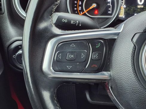 Used 2021 Jeep Wrangler Unlimited Sahara AWD/4WD image 15