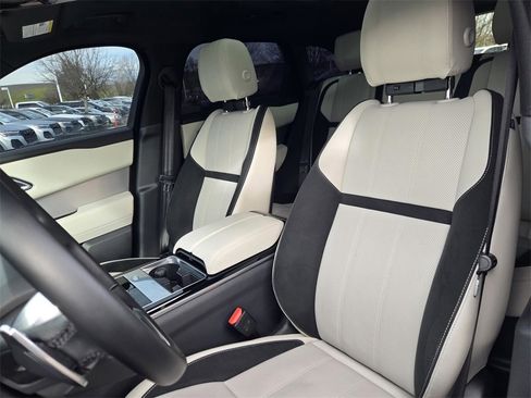 Used 2020 Land Rover Range Rover Velar R-Dynamic S image 19