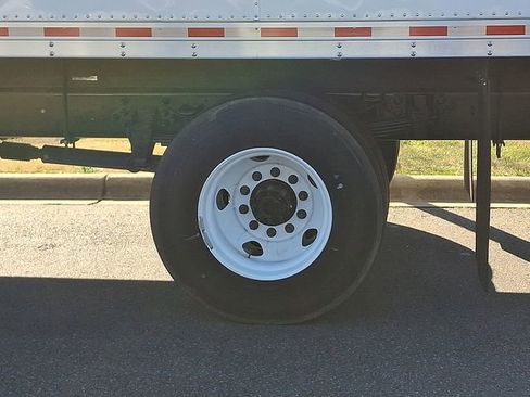 Used 2023 Ford F650 2WD Regular Cab Super Duty image 8