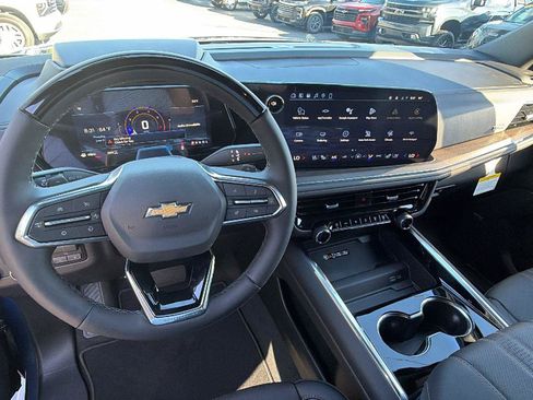 New 2026 Chevrolet Tahoe High Country AWD/4WD image 22