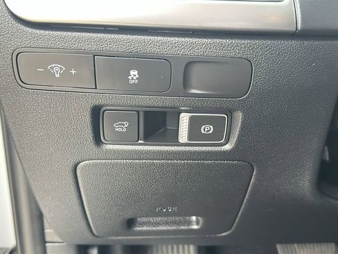 Used 2023 Hyundai Palisade Limited image 21