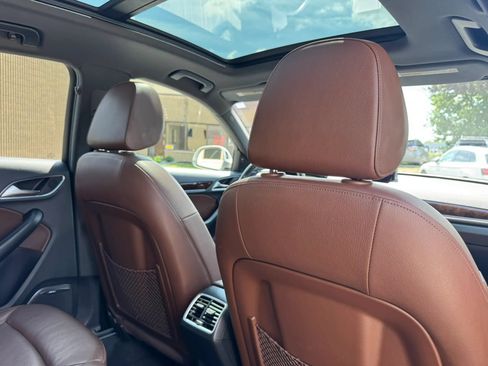 Used 2016 Audi Q3 2.0T Prestige w/ Prestige Package AWD/4WD image 35