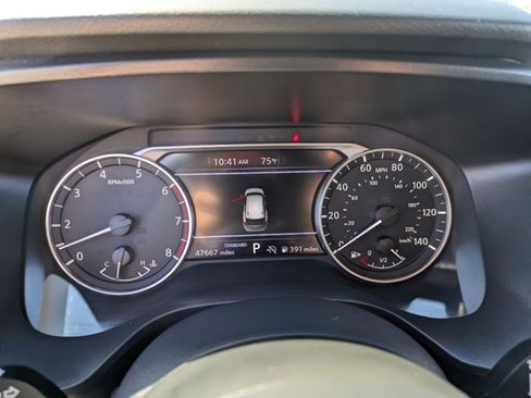 Used 2024 Nissan Rogue SV image 10