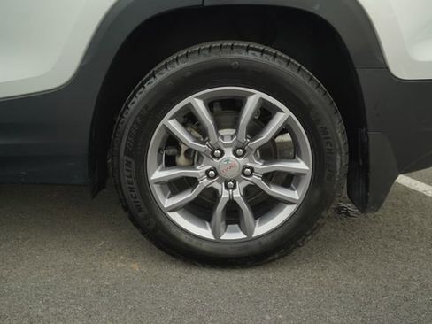 Used 2022 GMC Terrain SLT image 41