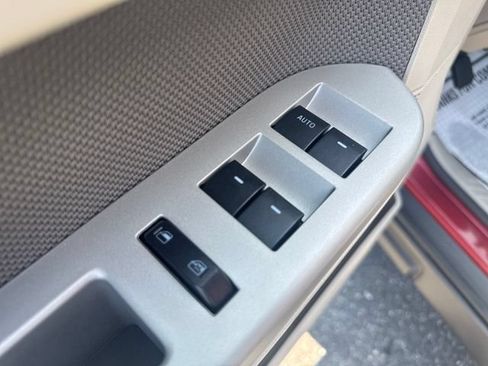 Used 2010 Ford Escape XLT FWD image 12