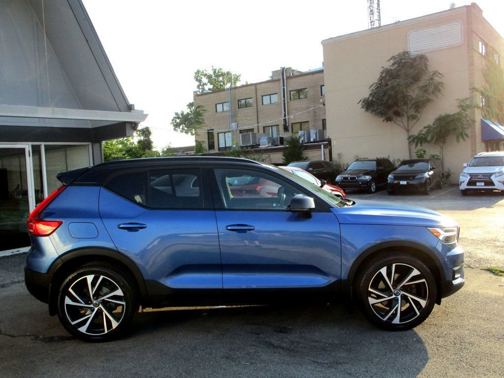 Used 2020 Volvo XC40 T5 R-Design AWD/4WD image 11