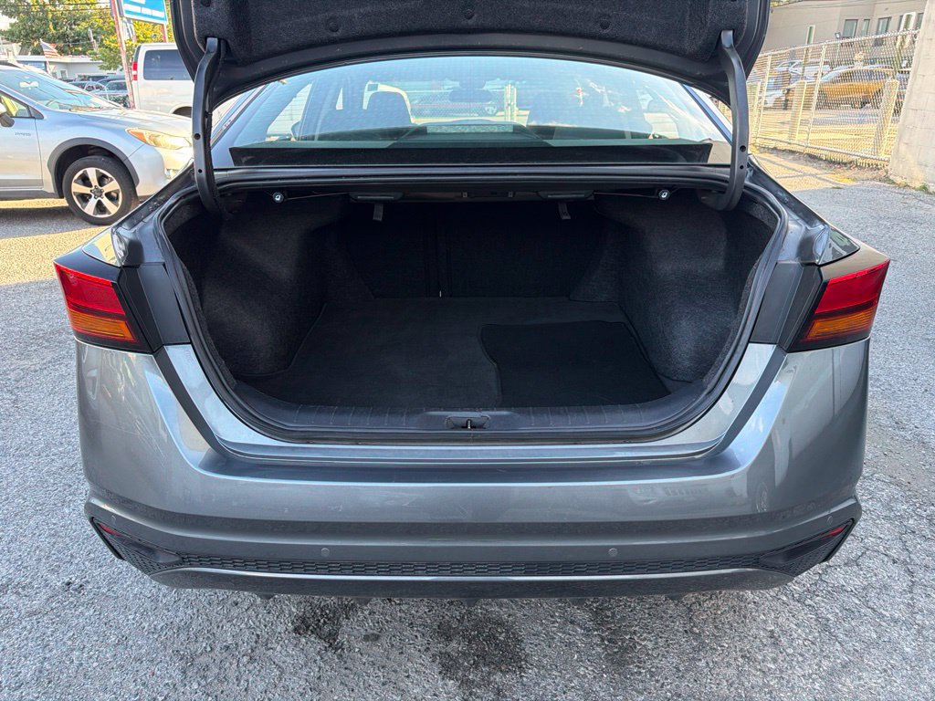 Used 2025 Nissan Altima 2.5 SV AWD/4WD image 9