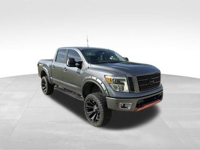 Used 2019 Nissan Titan PRO-4X w/ Pro-4x Convenience Package