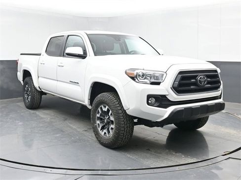 Used 2023 Toyota Tacoma SR5 image 2