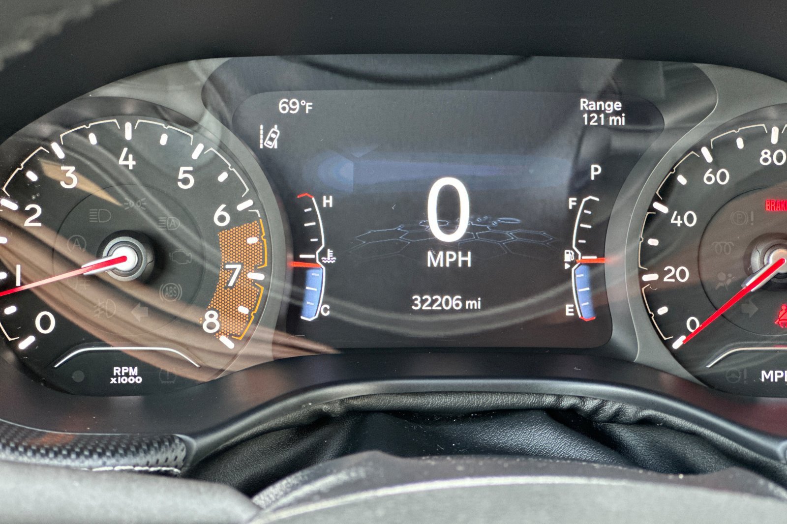 Used 2023 Jeep Compass Latitude w/ Convenience Group AWD/4WD image 29