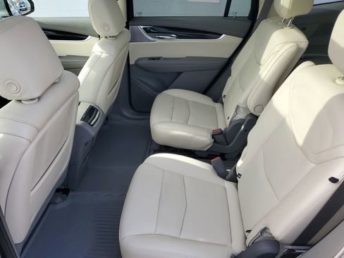 Certified 2024 Cadillac XT6 Premium Luxury w/ LPO, Floor Liner Package image 29