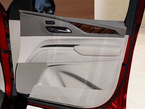 Certified 2024 Cadillac Escalade Premium Luxury Platinum w/ Heavy-Duty Trailer Package image 32