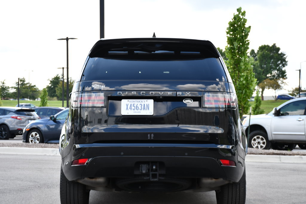 Used 2023 Land Rover Discovery S R-Dynamic AWD/4WD image 6