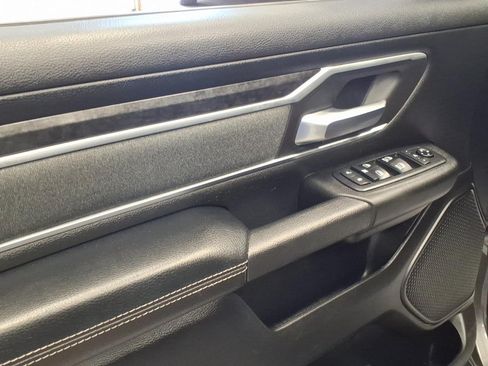 Used 2019 RAM 1500 Big Horn AWD/4WD image 8
