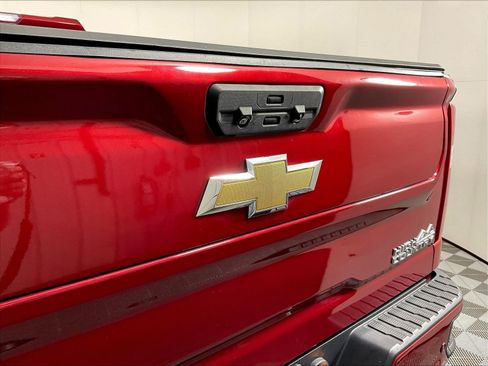 Used 2022 Chevrolet Silverado 3500 High Country w/ Z71 Off-Road Package AWD/4WD image 25