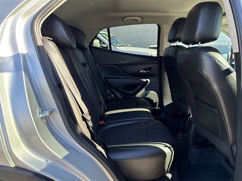 Used 2022 Buick Encore Preferred w/ Safety Package image 24