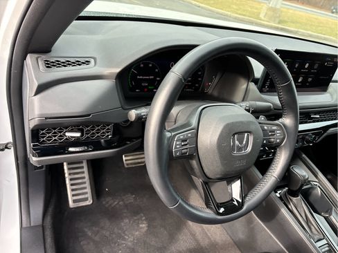 Certified 2023 Honda Accord Sport image 10