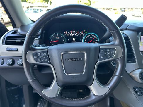 Used 2017 GMC Yukon XL Denali w/ Open Road Package image 6