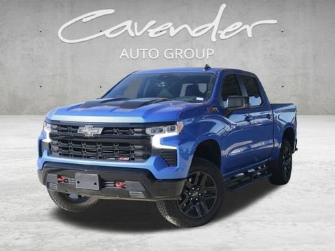 Used 2025 Chevrolet Silverado 1500 LT Trail Boss w/ Convenience Package II image 1