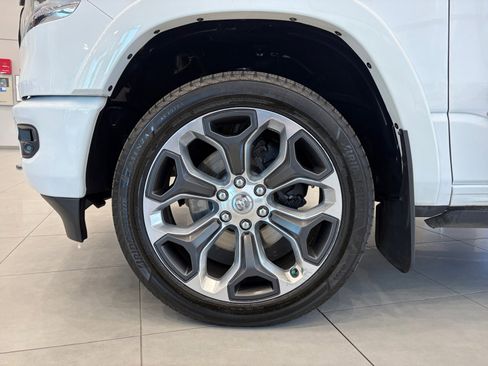 Used 2022 RAM 1500 Limited AWD/4WD image 11