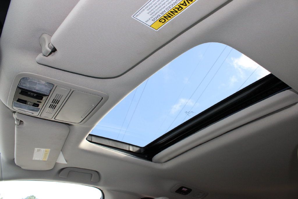 Used 2025 Honda Odyssey EX-L image 15