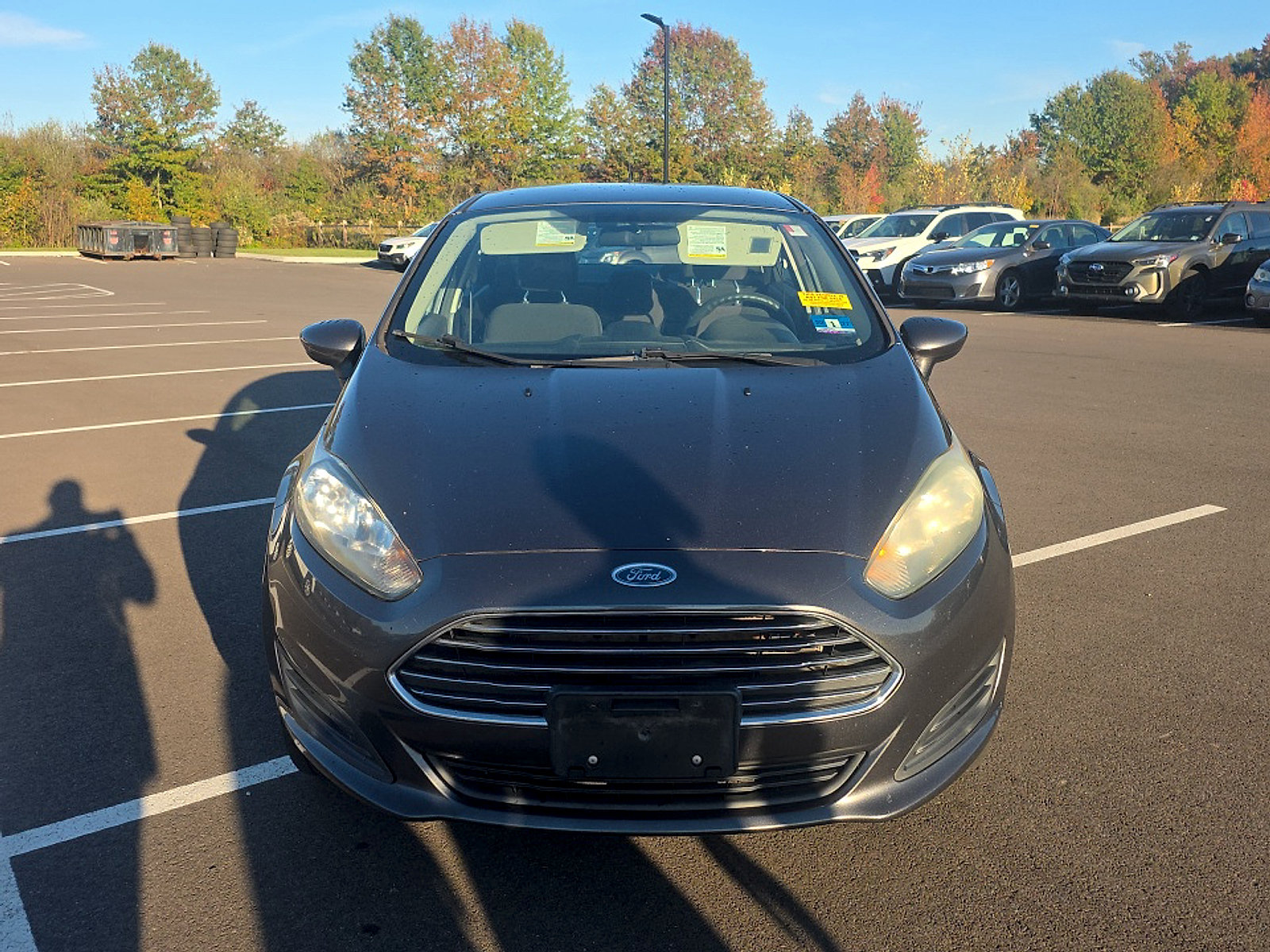 Used 2017 Ford Fiesta SE FWD image 2