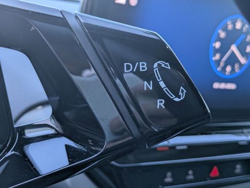 Used 2023 Volkswagen ID.4 Pro S image 25