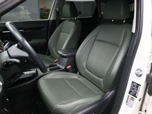 Used 2024 Kia Seltos SX image 19