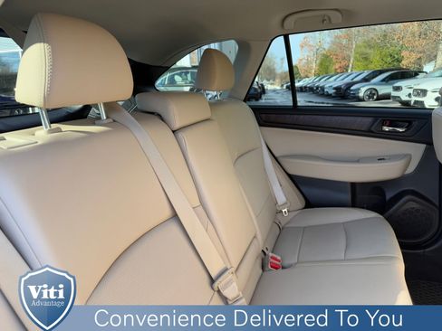 Used 2017 Subaru Outback 2.5i Limited image 28