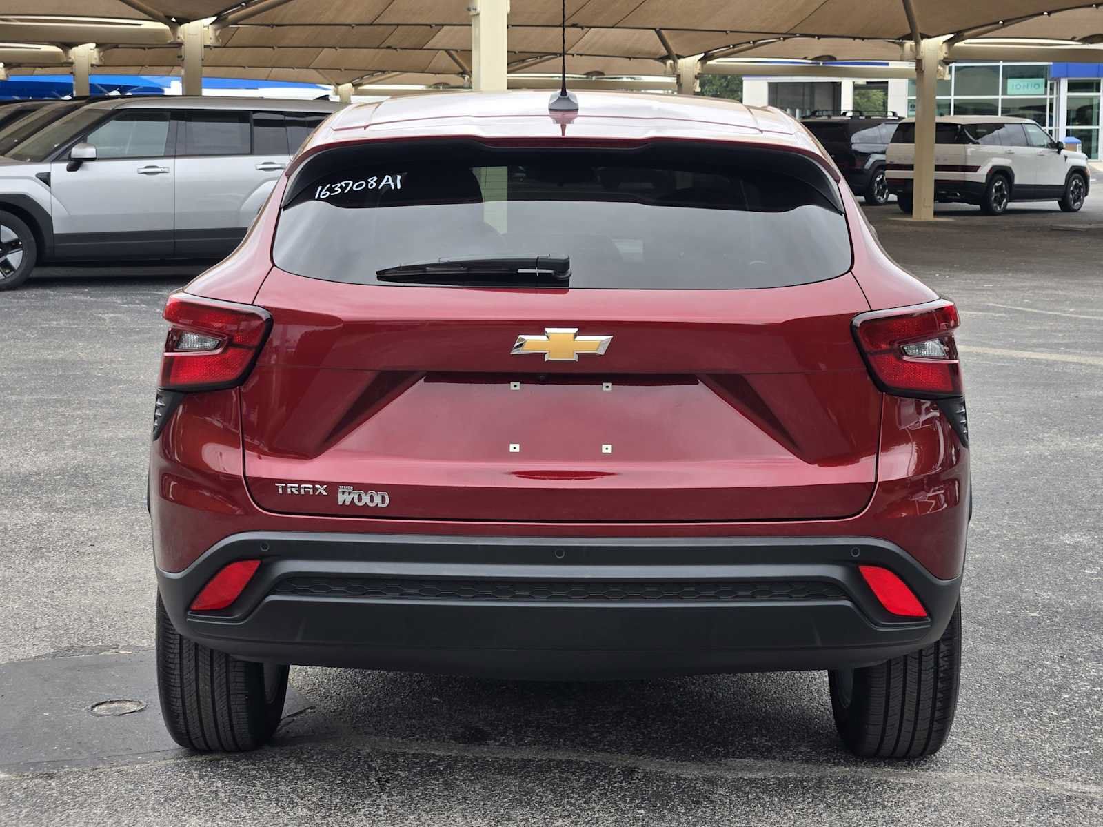 Used 2024 Chevrolet Trax LS w/ LS Convenience Package FWD image 6