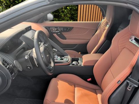 Used 2024 Jaguar F-TYPE R AWD/4WD image 8