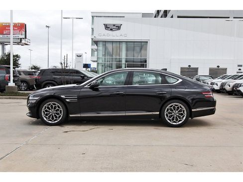 Used 2023 Genesis G80 2.5T w/ Advanced Package image 3