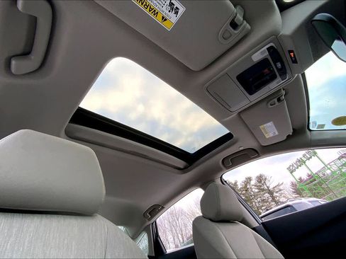 Used 2023 Honda Accord EX image 14