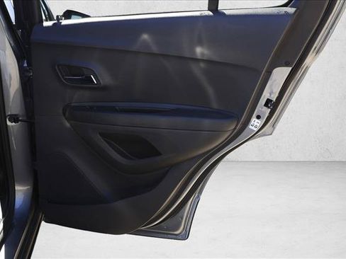 Used 2020 Chevrolet Trax LS w/ Tint and Cruise Package FWD image 26