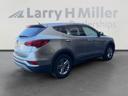 Used 2018 Hyundai Santa Fe Sport FWD image 5