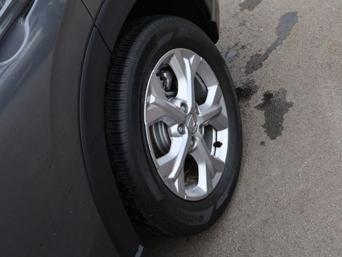 Certified 2024 Honda HR-V LX image 31