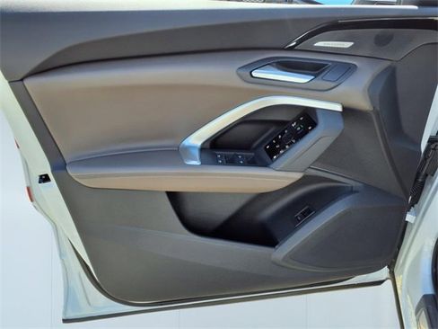 New 2025 Audi Q5 Premium Plus image 10