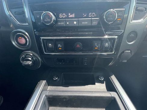 Used 2018 Nissan Titan Platinum Reserve w/ Platinum Utility Package image 12