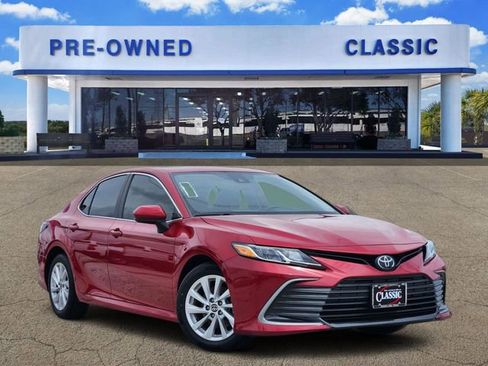 Used 2024 Toyota Camry LE FWD image 1