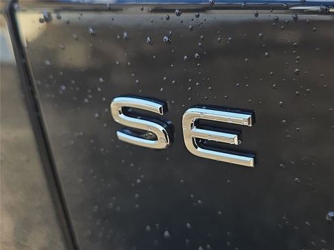New 2026 Volkswagen Atlas SE FWD image 25