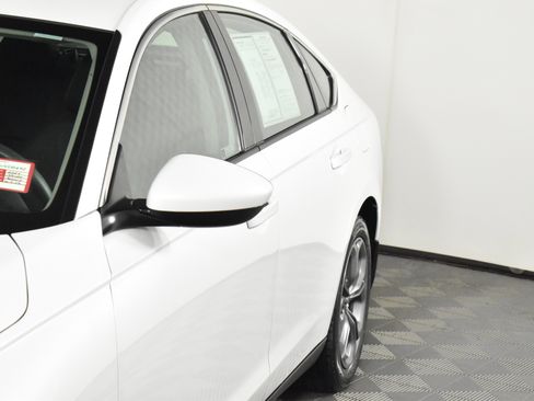 Used 2024 Honda Accord EX image 13