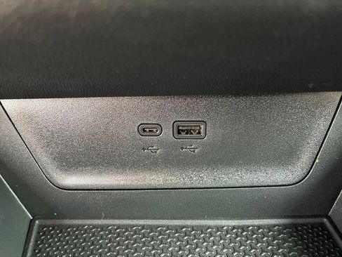 New 2027 Chevrolet Equinox LT FWD image 15