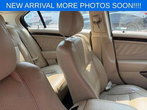 Used 2014 Ford Taurus Limited w/ Equipment Group 301A AWD/4WD image 11