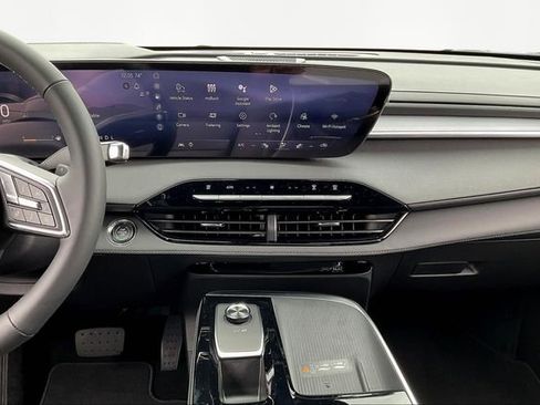 New 2026 Buick Enclave Sport Touring w/ Power Package FWD image 8
