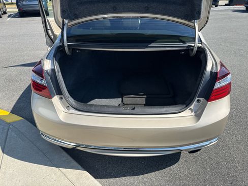 Used 2017 Honda Accord EX-L image 27