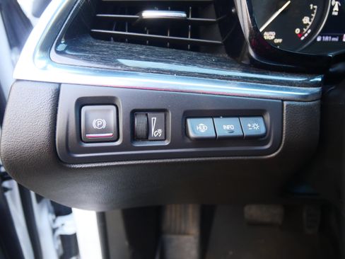 Used 2022 Cadillac XT5 Premium Luxury w/ Technology Package image 10