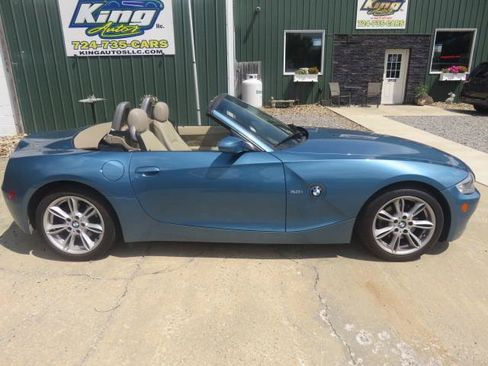 Used 2005 BMW Z4 3.0i RWD image 8