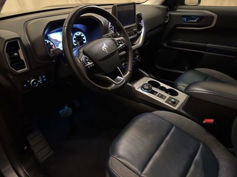 Used 2024 Ford Bronco Sport Outer Banks w/ Tech Package image 13