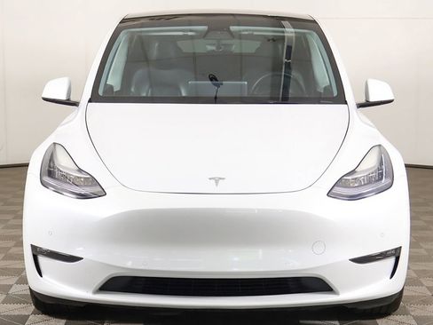Used 2021 Tesla Model Y Long Range AWD/4WD image 12